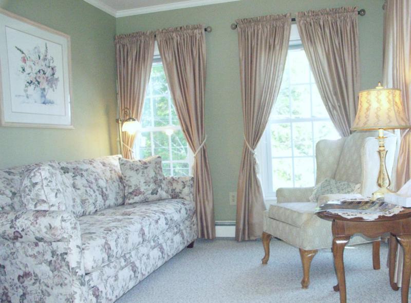 Inn At Pleasant Lake New London المظهر الخارجي الصورة